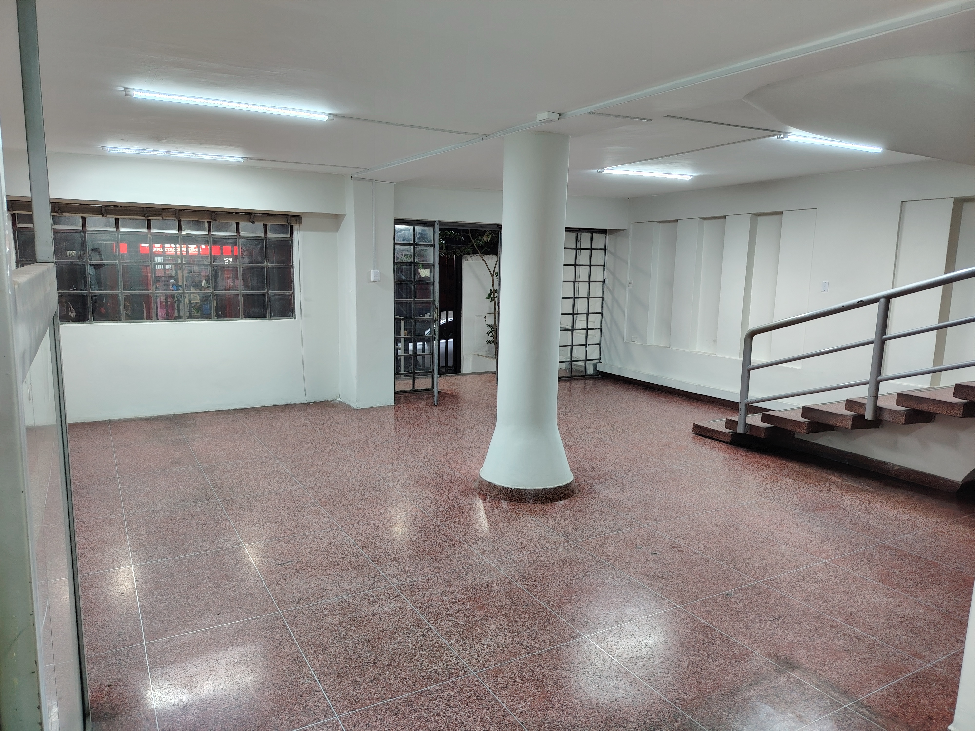 ALQUILER LOCAL COMERCIAL IDEAL INSTITUCION FINANCIERA   EN SANTA ANITA - CERCA AL OVALO