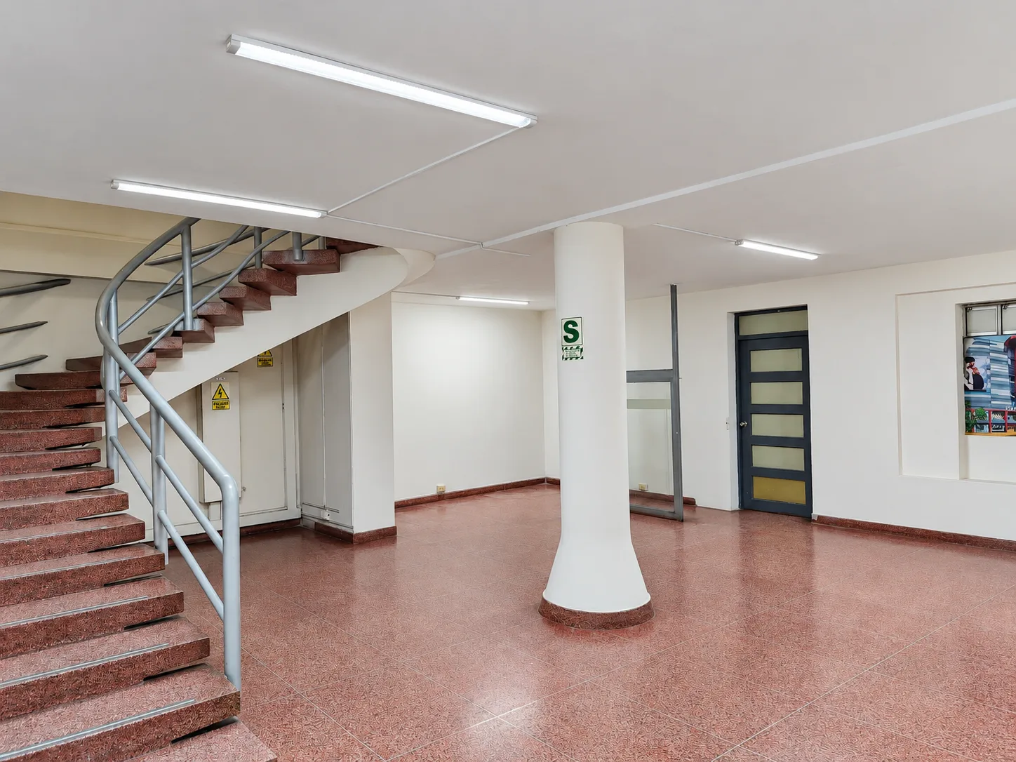 ALQUILER LOCAL COMERCIAL IDEAL INSTITUCION FINANCIERA   EN SANTA ANITA - CERCA AL OVALO, AL COSTADO DE TAMBO
